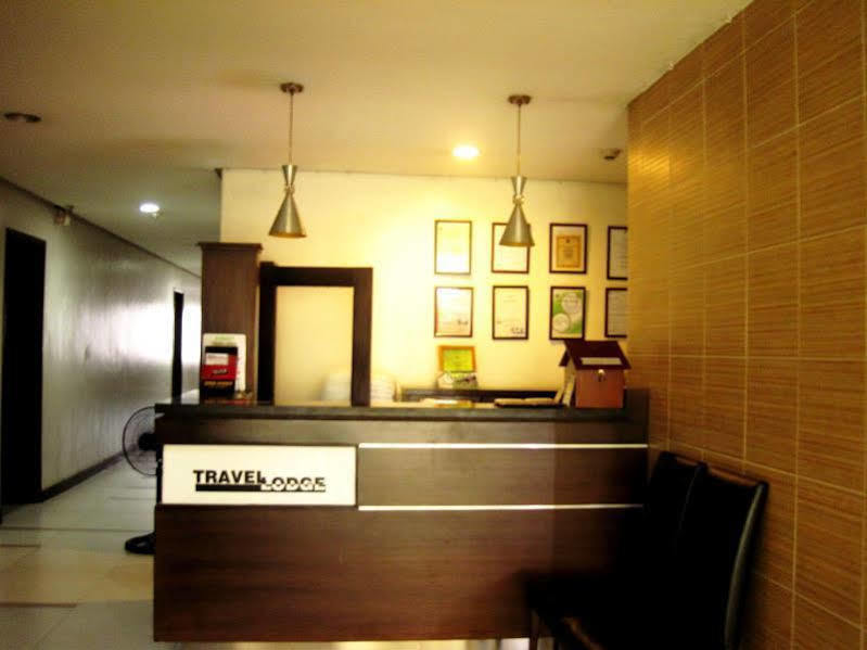โอลองกาโป ทราเวล ลอดจ์ Hotel ภายนอก รูปภาพ